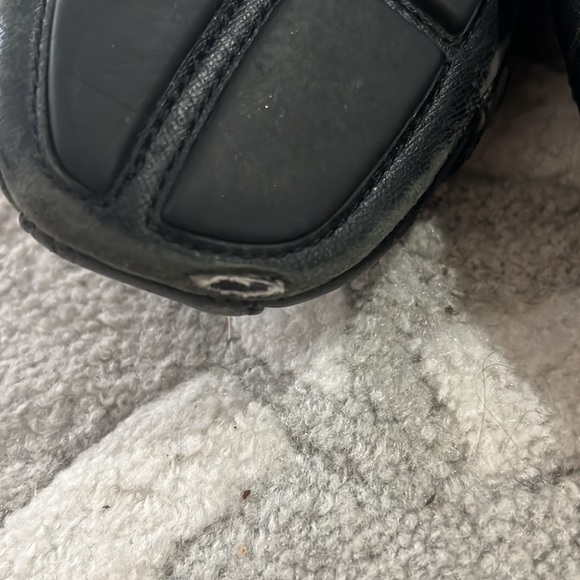 Michael Kors size 10 black flat with silver hardware - Picture 5 of 7